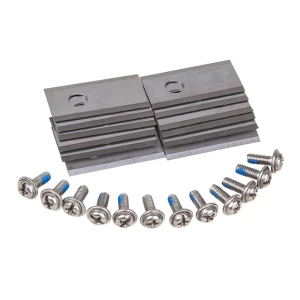 WA0190_BladesBolts.jpg